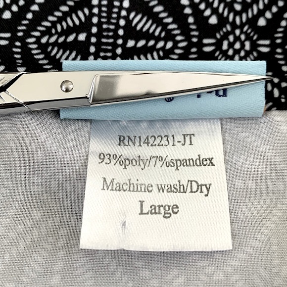 RipSkirt Hawaii Black Pearl Batik Wrap Skirt - Picture 12 of 13